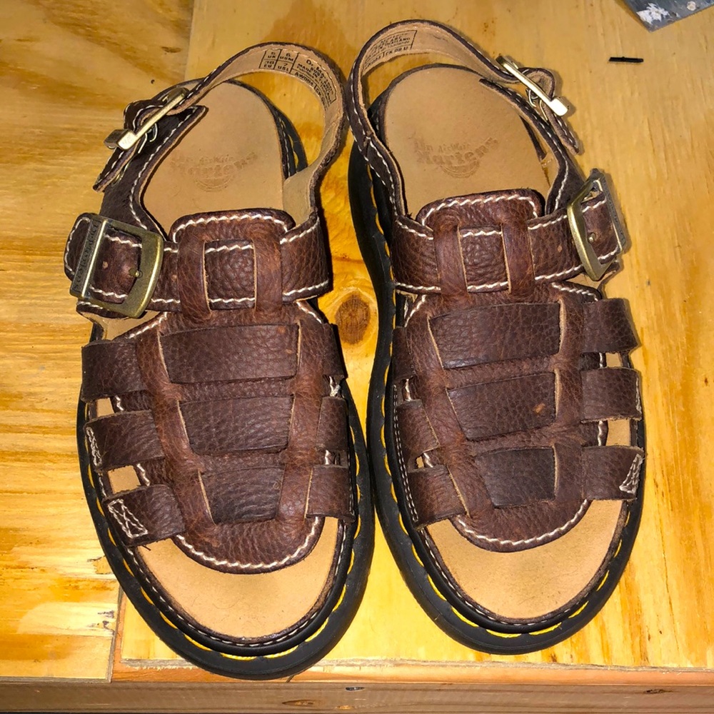 Dr Martens fisherman sandal